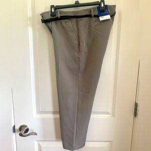 Women’s Apt. 9 gray capri pants (dressy)